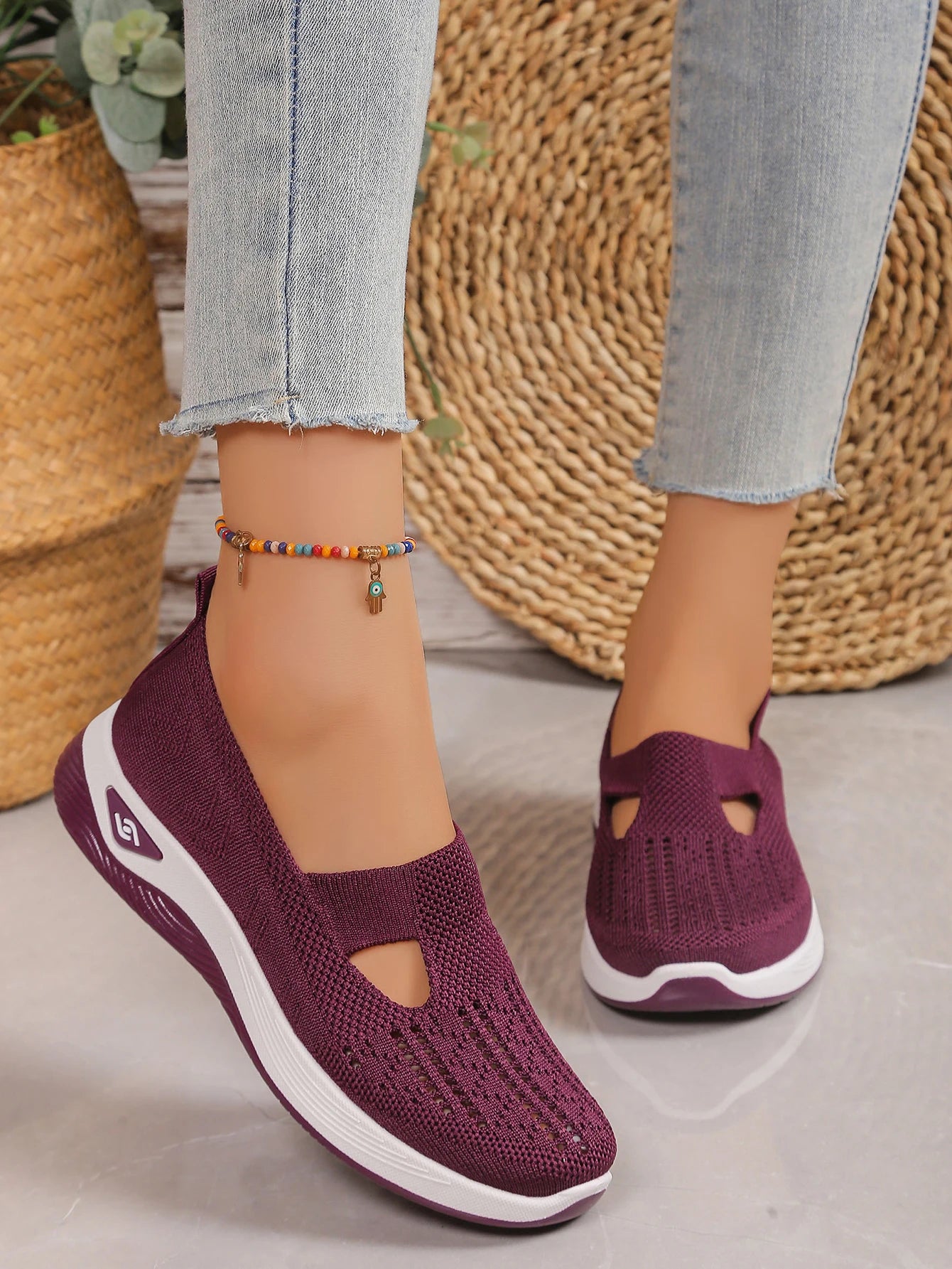 Women's Lightweight Knit Walking Sneakers - Breathable Low-Top Athletic Shoes