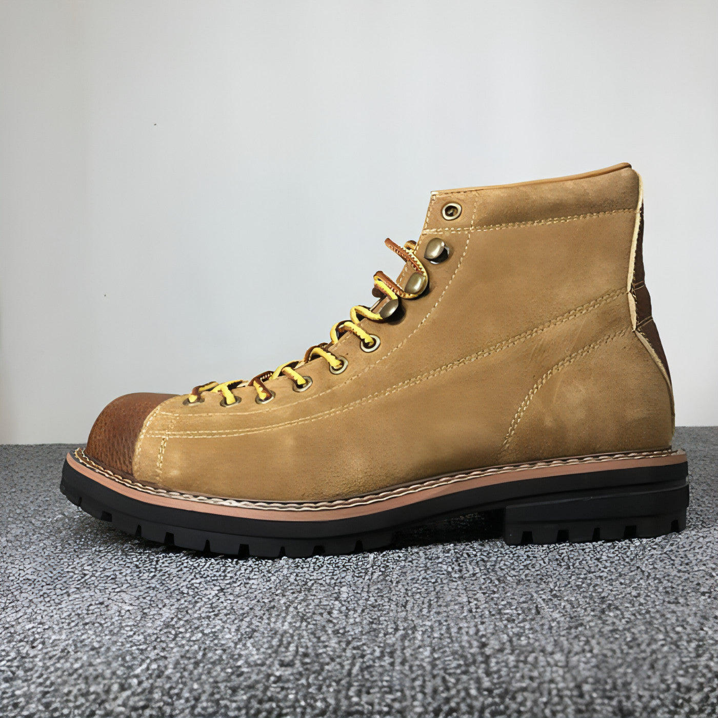 Men's Casual Round Toe Leather Martin Shoes for Autumn & Winter"