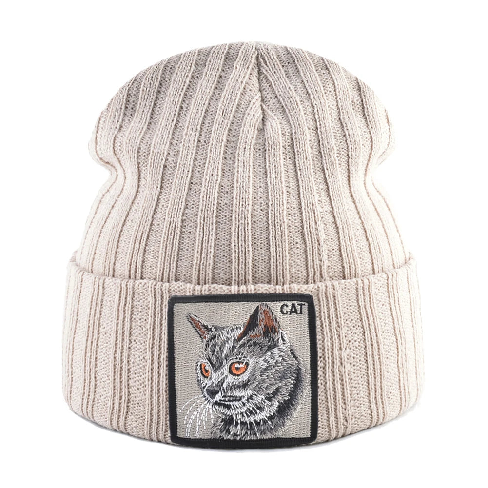 Unisex K KISSBAOBEI Solid Color Knitted Beanie with Patch