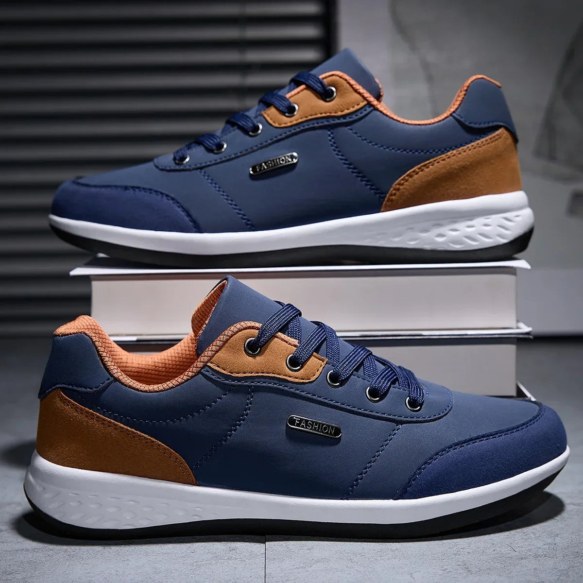 Men's Two-Tone Leather Casual Sneakers — Lightweight Lace-Up Stitching Walking Shoes | EVA Sole Non-Slip Street Style Trainers for Spring & Autumn