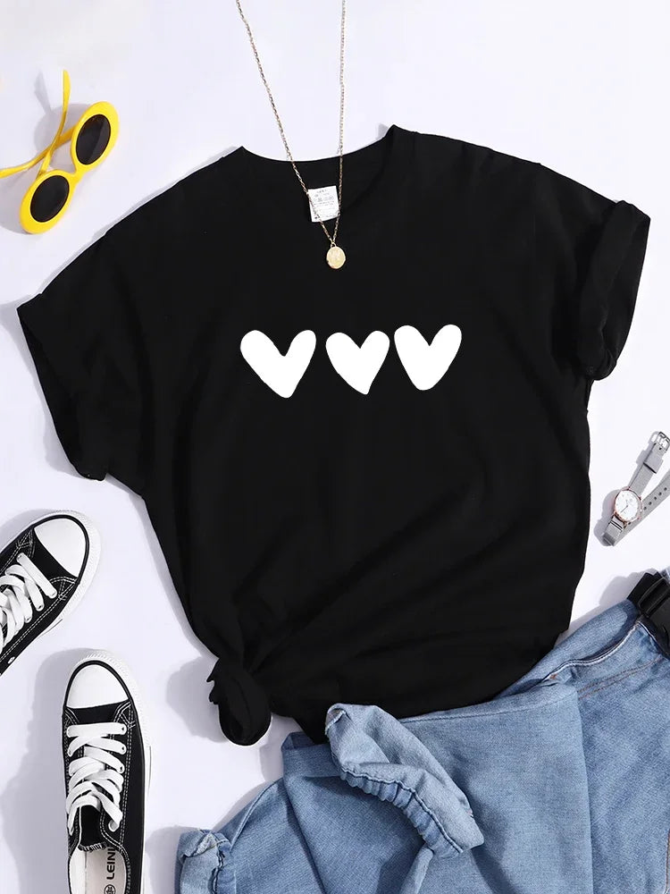 Women's Plus Size Black Heart Graphic T-Shirt | Cute Casual Loose Fit Tee – Summer Street Style Essential