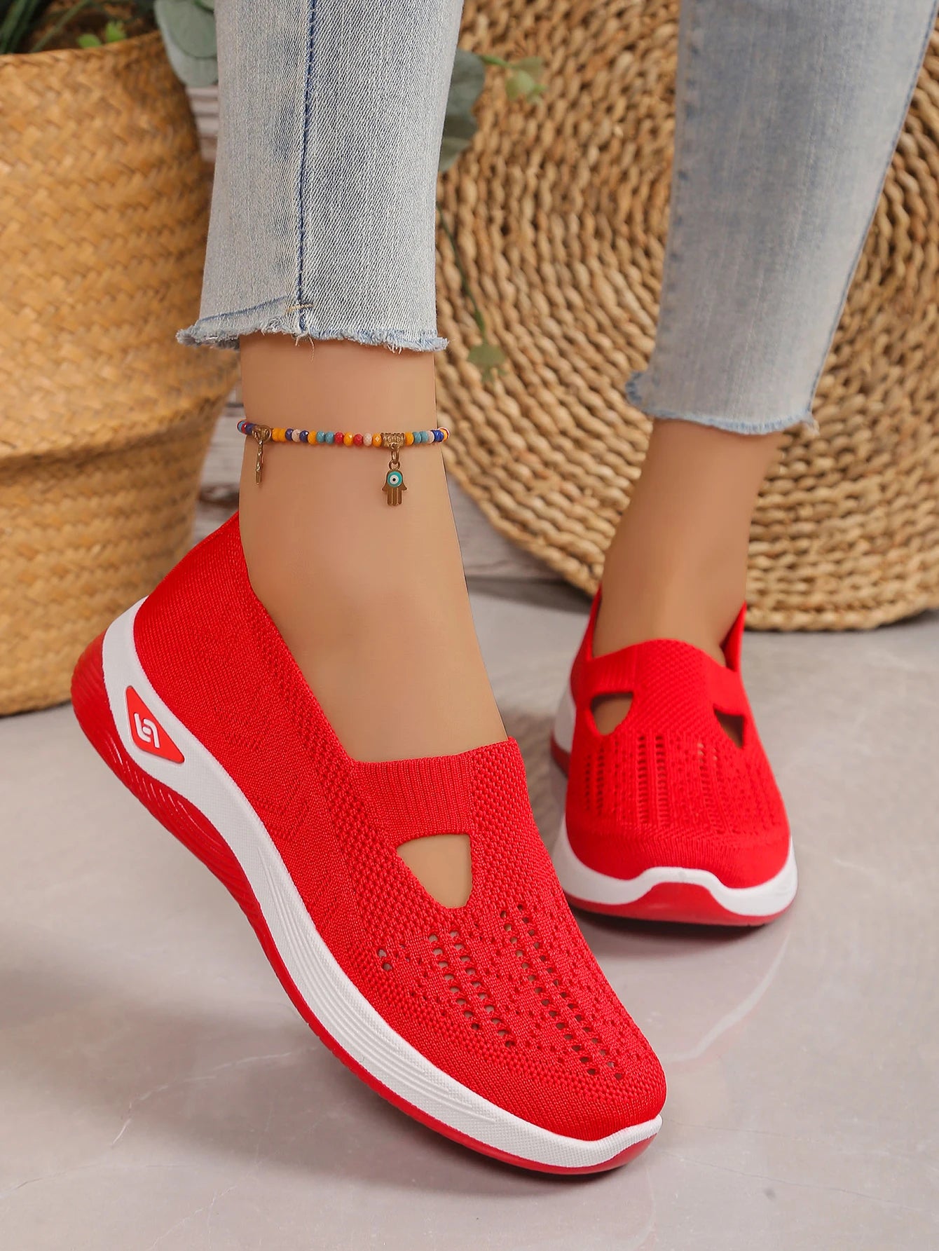 Women's Breathable Mesh Slip-On Sneakers – Lightweight Casual Walking Shoes with Soft Sole & Cutout Design