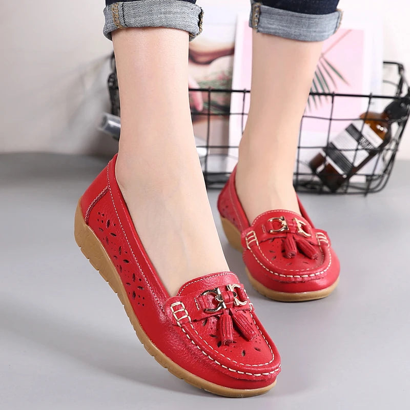 Women's Genuine Leather Loafers Flat Comfort Slip-On Moccasins with Arch Support Wide Sizes EU 41-43 (US 10-12)