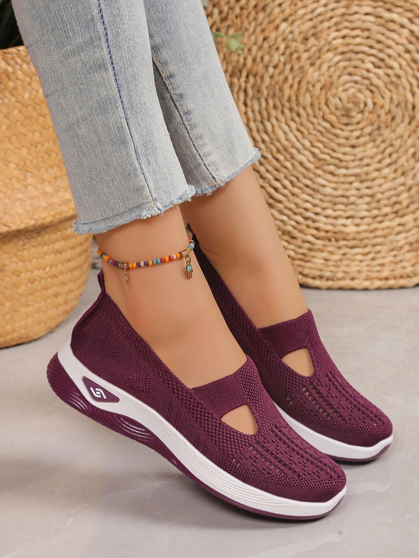 Women's Breathable Mesh Slip-On Sneakers – Lightweight Casual Walking Shoes with Soft Sole & Cutout Design