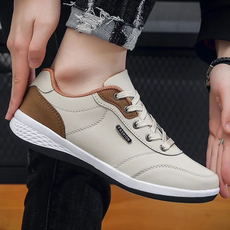 Men's Two-Tone Leather Casual Sneakers — Lightweight Lace-Up Stitching Walking Shoes | EVA Sole Non-Slip Street Style Trainers for Spring & Autumn