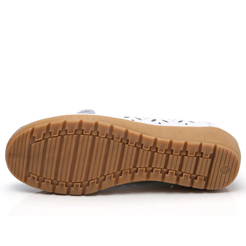 Women's Genuine Leather Loafers Flat Comfort Slip-On Moccasins with Arch Support Wide Sizes EU 41-43 (US 10-12)