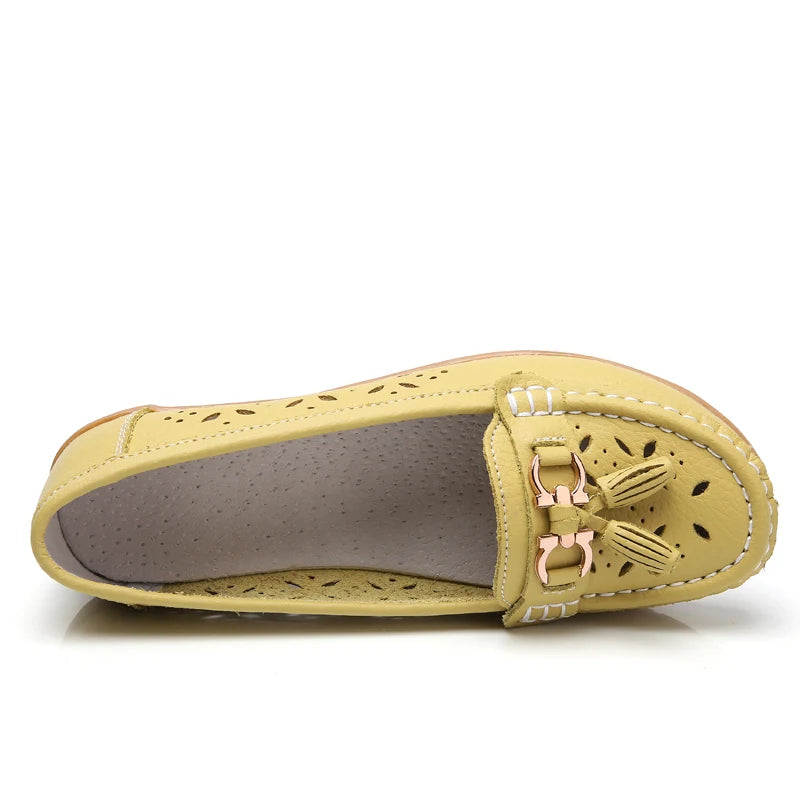 Women's Genuine Leather Loafers Flat Comfort Slip-On Moccasins with Arch Support Wide Sizes EU 41-43 (US 10-12)