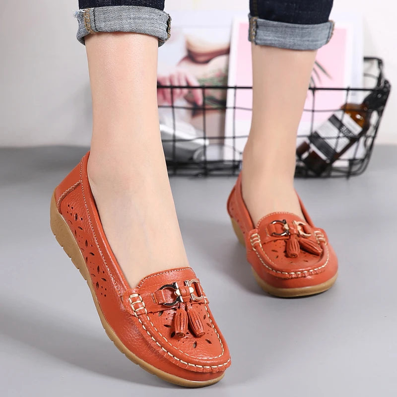 Women's Genuine Leather Loafers Flat Comfort Slip-On Moccasins with Arch Support Wide Sizes EU 41-43 (US 10-12)
