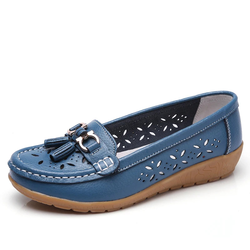 Women's Genuine Leather Loafers Flat Comfort Slip-On Moccasins with Arch Support Wide Sizes EU 41-43 (US 10-12)