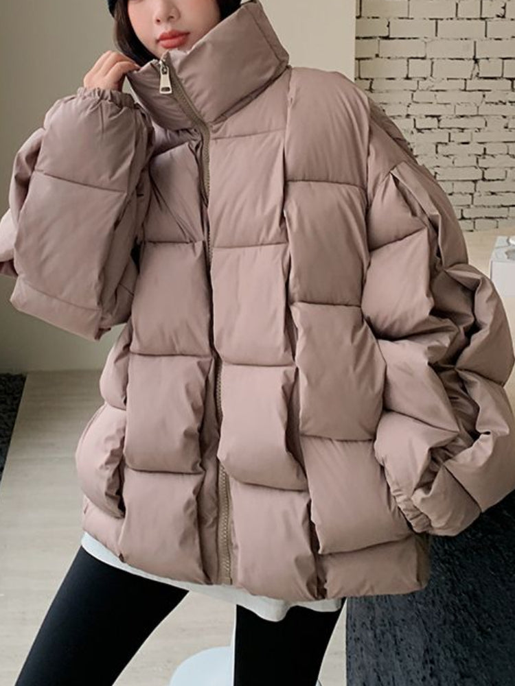 Women's Chic & Cozy: 2023 Three-Dimensional Plaid Down Jacket-Stylish Warmth for Winter.