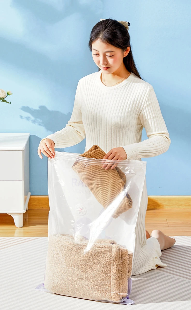 PEISI Vacuum Storage Bags for Clothes – Reusable Space-Saving Compression Bags with Hand Pump | Travel & Home Organizer | S/M/L/XL