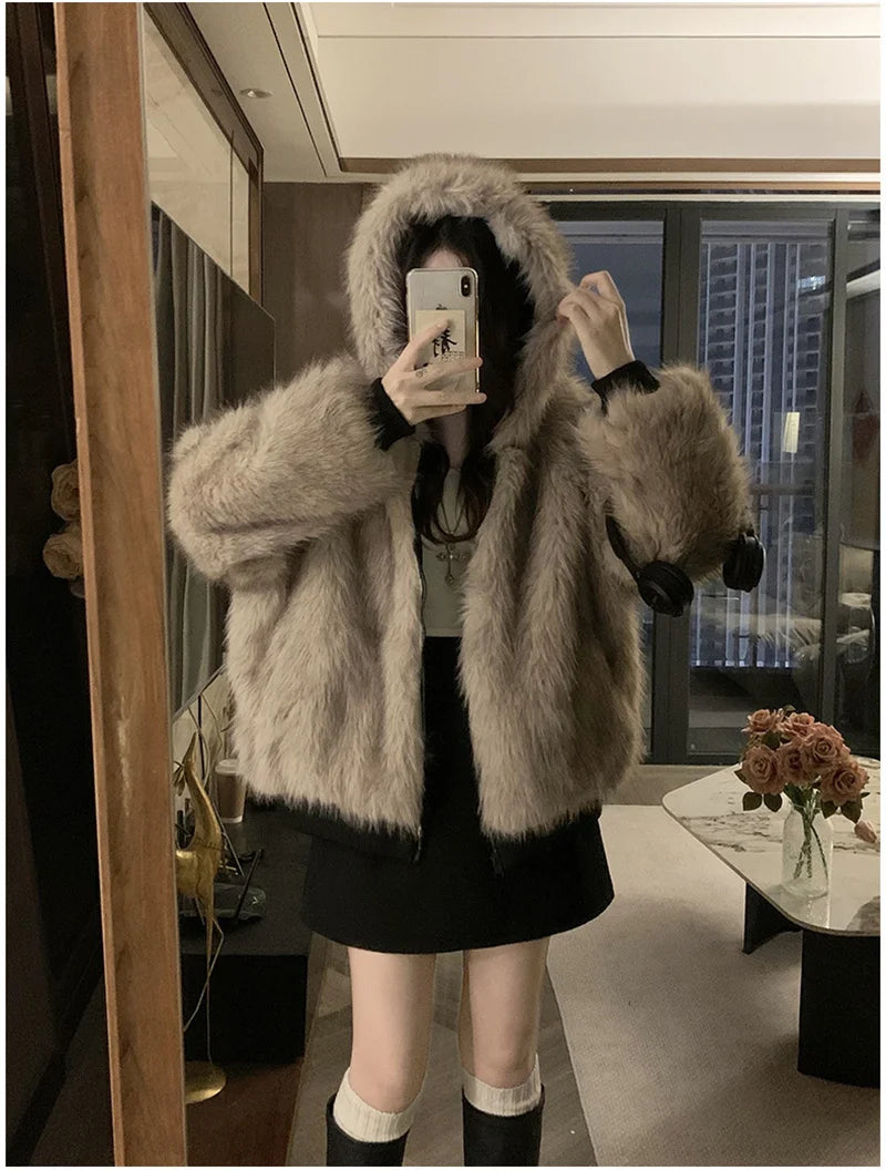 Women's Reversible Faux Fur Hooded Coat - Double Sided Polyester Autumn/Winter Jacket with Warm Padding