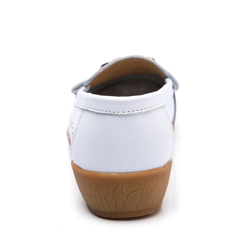 Women's Genuine Leather Loafers Flat Comfort Slip-On Moccasins with Arch Support Wide Sizes EU 41-43 (US 10-12)