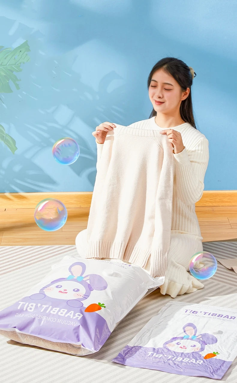 PEISI Vacuum Storage Bags for Clothes – Reusable Space-Saving Compression Bags with Hand Pump | Travel & Home Organizer | S/M/L/XL