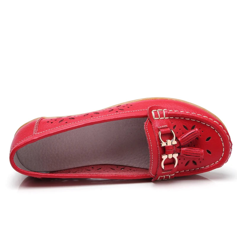 Women's Genuine Leather Loafers Flat Comfort Slip-On Moccasins with Arch Support Wide Sizes EU 41-43 (US 10-12)