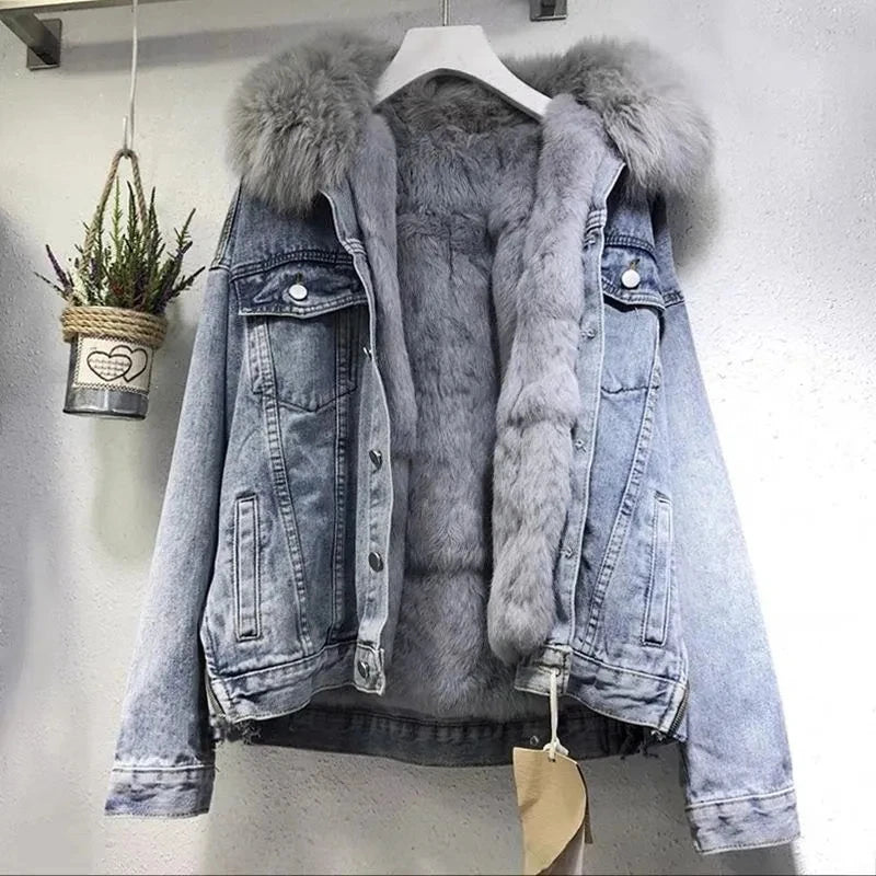 Women's Chic Winter Denim Jacket: Fleece-Lined with Big Fur Collar & Motorcycle Style