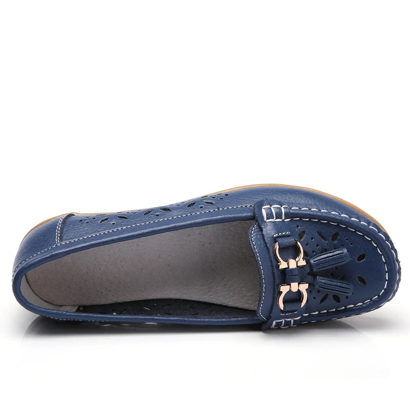Women's Genuine Leather Loafers Flat Comfort Slip-On Moccasins with Arch Support Wide Sizes EU 41-43 (US 10-12)