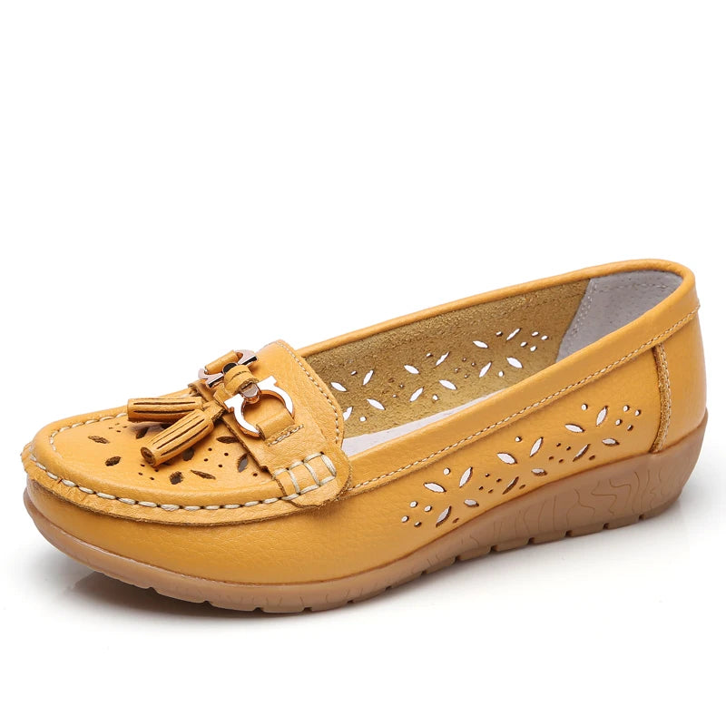 Women's Genuine Leather Loafers Flat Comfort Slip-On Moccasins with Arch Support Wide Sizes EU 41-43 (US 10-12)