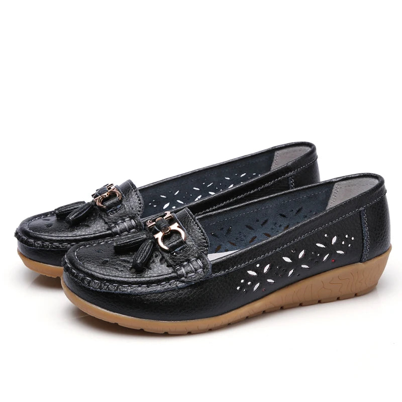 Women's Genuine Leather Loafers Flat Comfort Slip-On Moccasins with Arch Support Wide Sizes EU 41-43 (US 10-12)