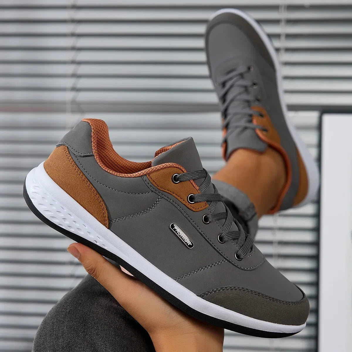 Men's Two-Tone Leather Casual Sneakers — Lightweight Lace-Up Stitching Walking Shoes | EVA Sole Non-Slip Street Style Trainers for Spring & Autumn