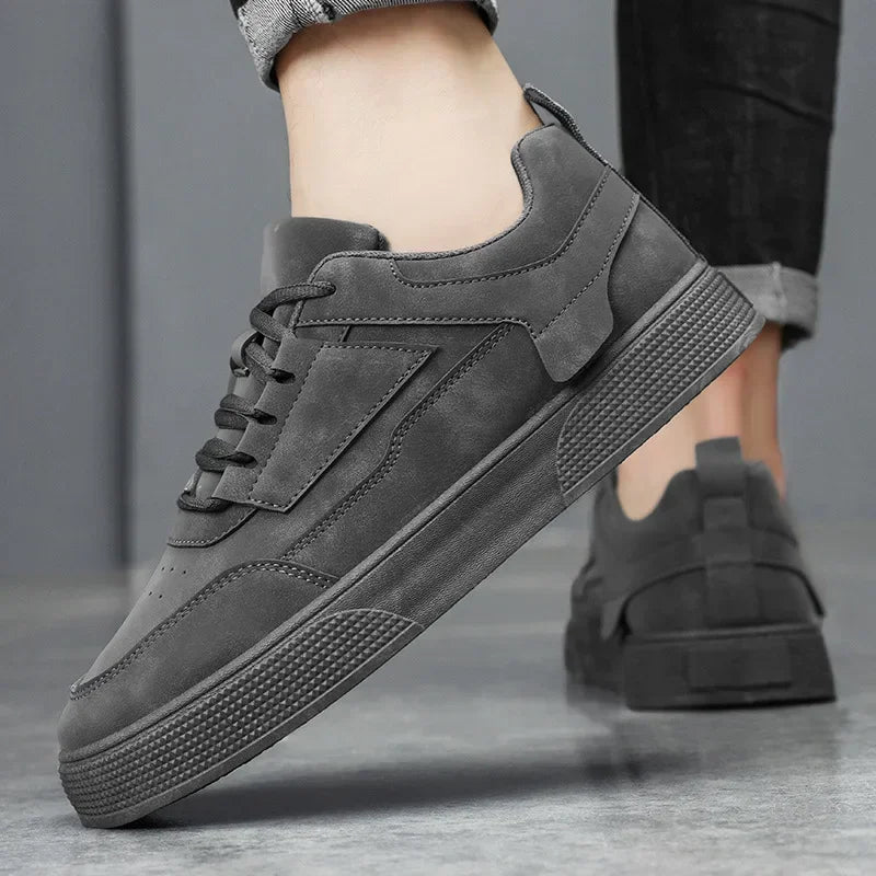 YUYAN HAPPY HOUR Men's Street Style Sneakers – Breathable Microfiber Lace-Up Casual Shoes | Spring/Autumn | Black & Grey