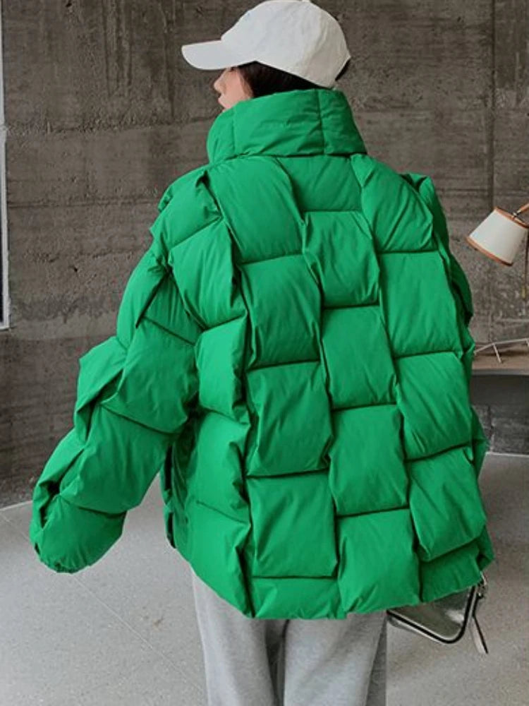 Women's Chic & Cozy: 2023 Three-Dimensional Plaid Down Jacket-Stylish Warmth for Winter.