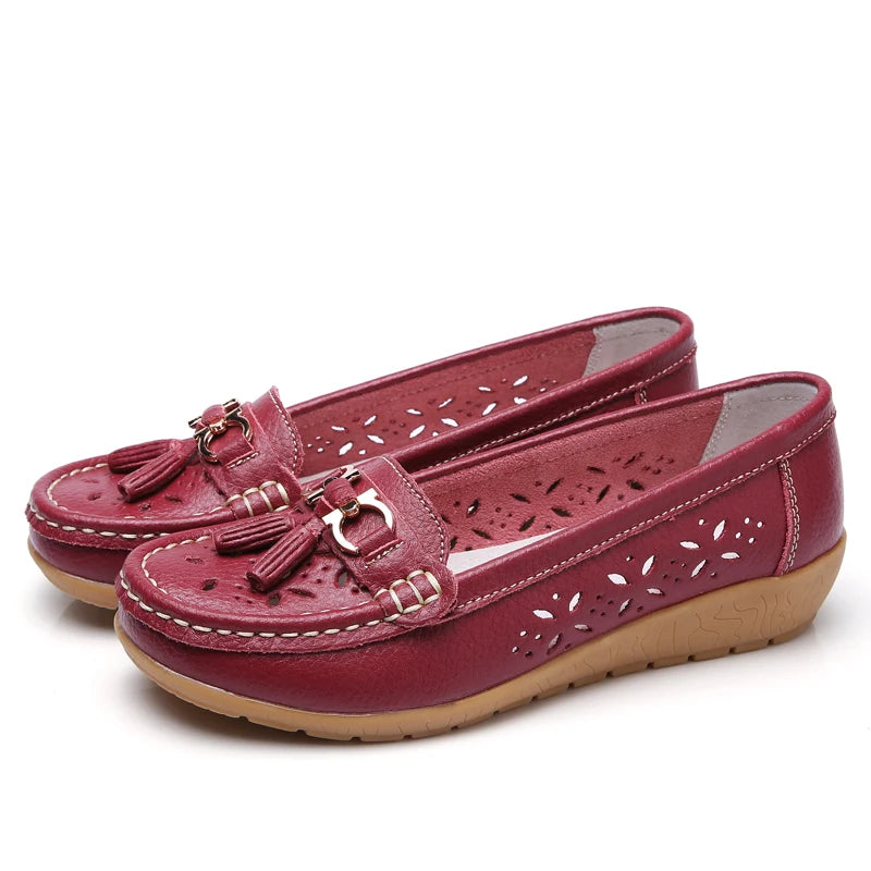 Women's Genuine Leather Loafers Flat Comfort Slip-On Moccasins with Arch Support Wide Sizes EU 41-43 (US 10-12)