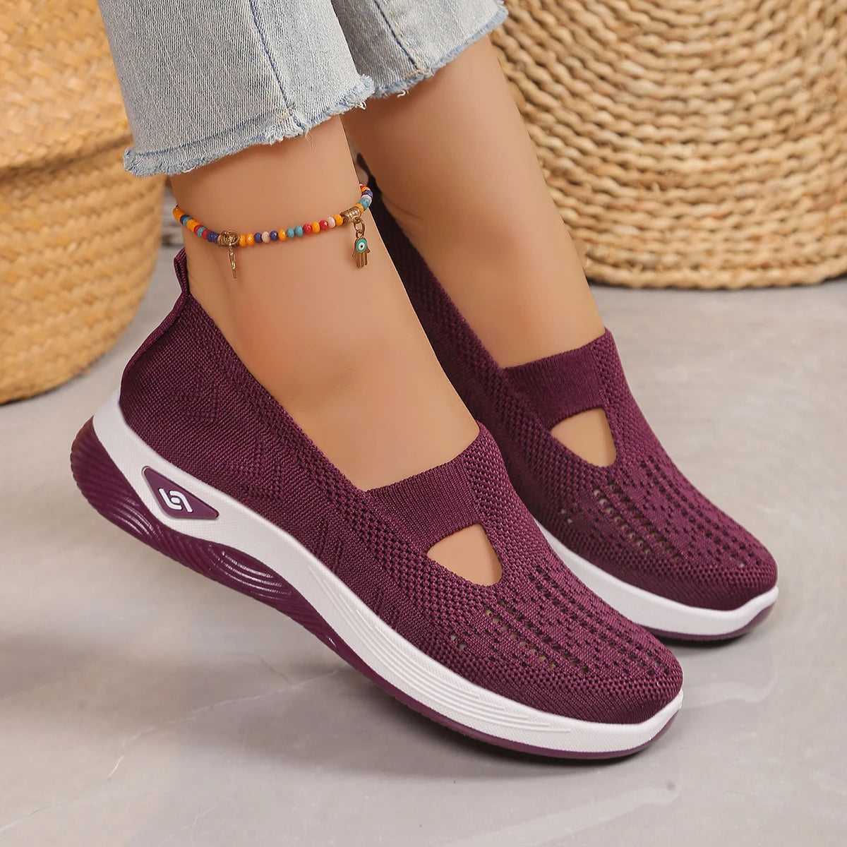 Women's Lightweight Knit Walking Sneakers - Breathable Low-Top Athletic Shoes