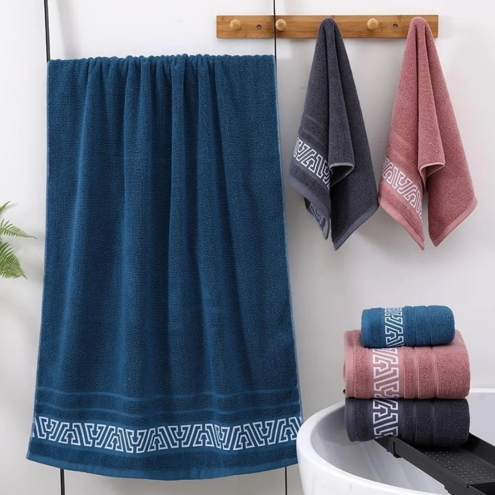 Premium Thick Bath Towel - Soft & Absorbent Cotton Blend, Decorative Border (70x140cm)