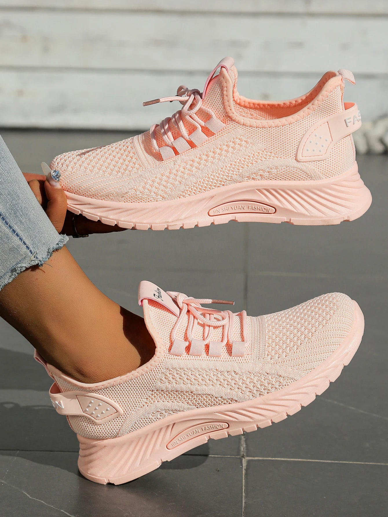 Women's Chunky Platform Sneakers - Lightweight Knit Athletic Shoes with Air Cushion Sole