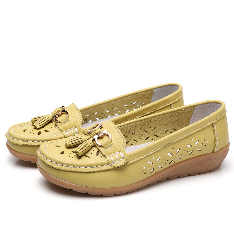 Women's Genuine Leather Loafers Flat Comfort Slip-On Moccasins with Arch Support Wide Sizes EU 41-43 (US 10-12)