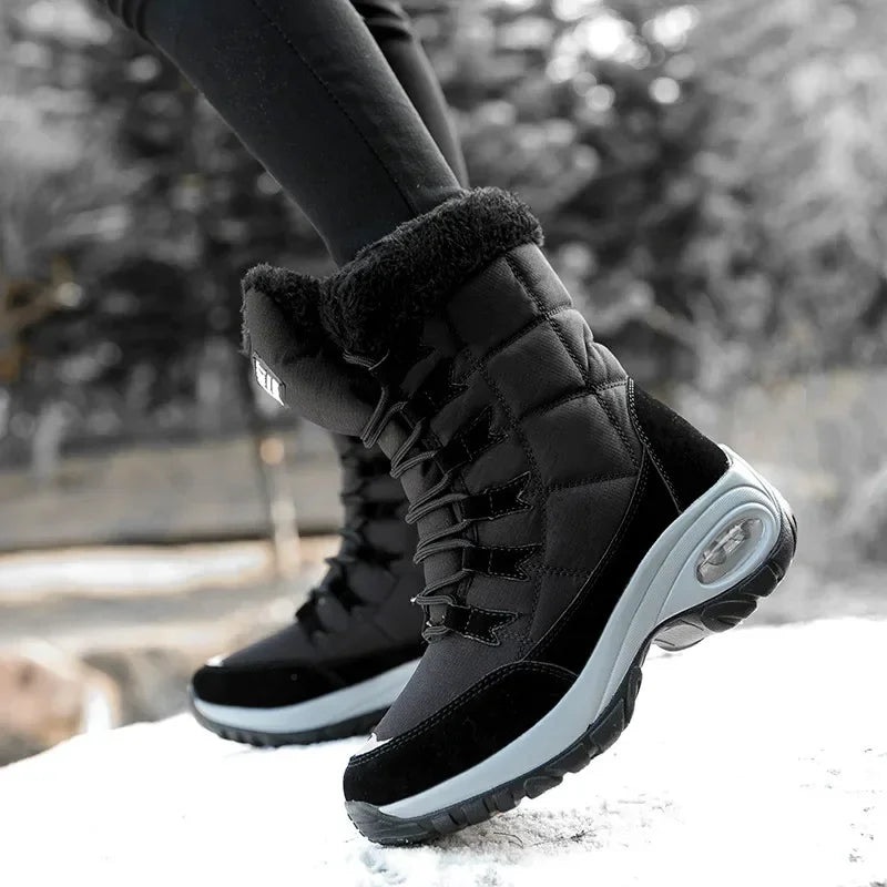 Women's Plush-Lined Waterproof Snow Boots - Platform Winter Hiking Ankle Boots