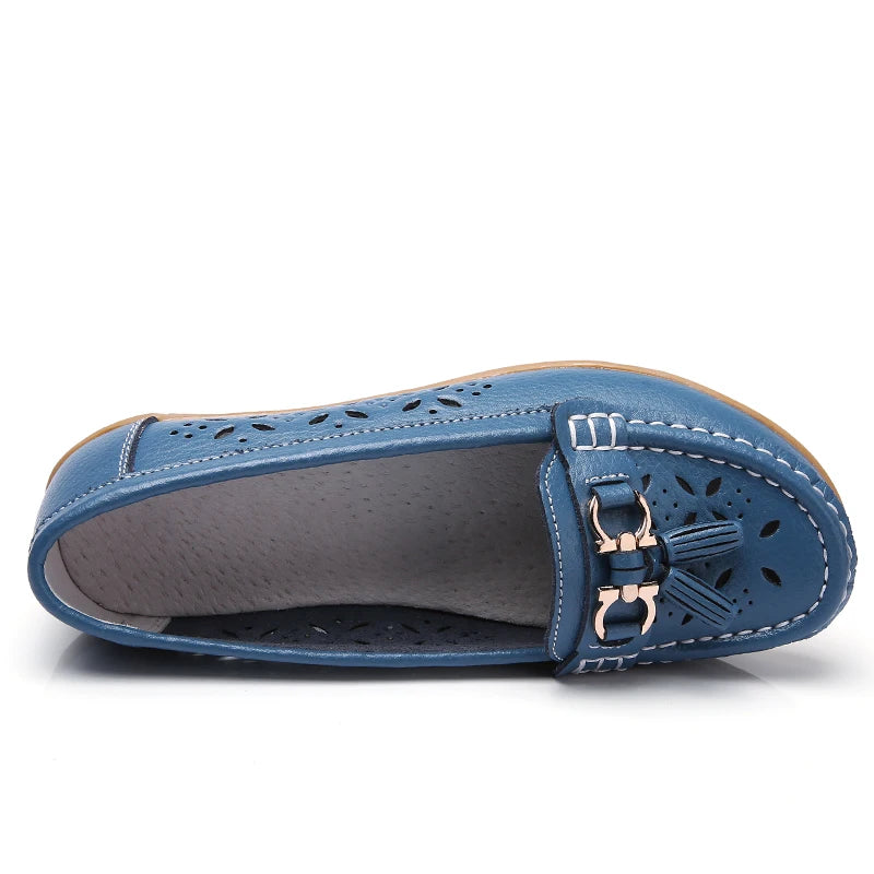 Women's Genuine Leather Loafers Flat Comfort Slip-On Moccasins with Arch Support Wide Sizes EU 41-43 (US 10-12)