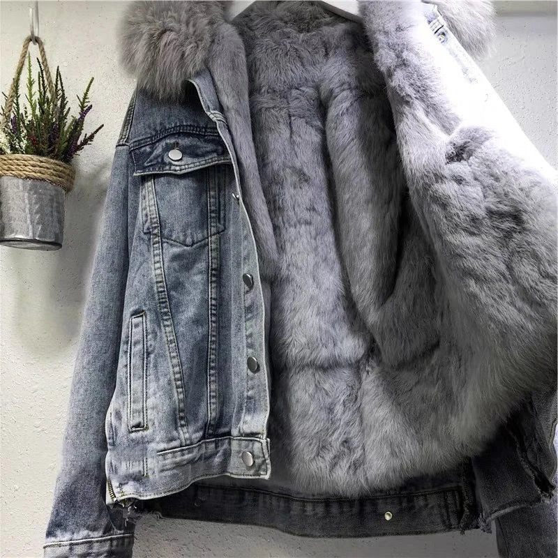 Women's Winter Denim Hooded Coat-Removable Fur Collar, Fleece Lined, Warm Cotton & Polyester Jacket.