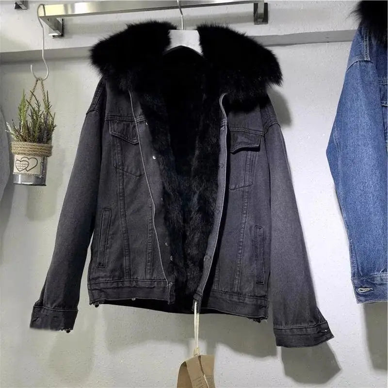 Women's Chic Winter Denim Jacket: Fleece-Lined with Big Fur Collar & Motorcycle Style