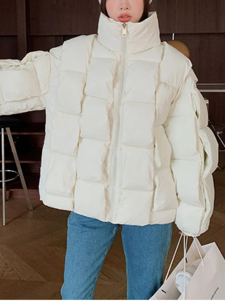 Women's Chic & Cozy: 2023 Three-Dimensional Plaid Down Jacket-Stylish Warmth for Winter.