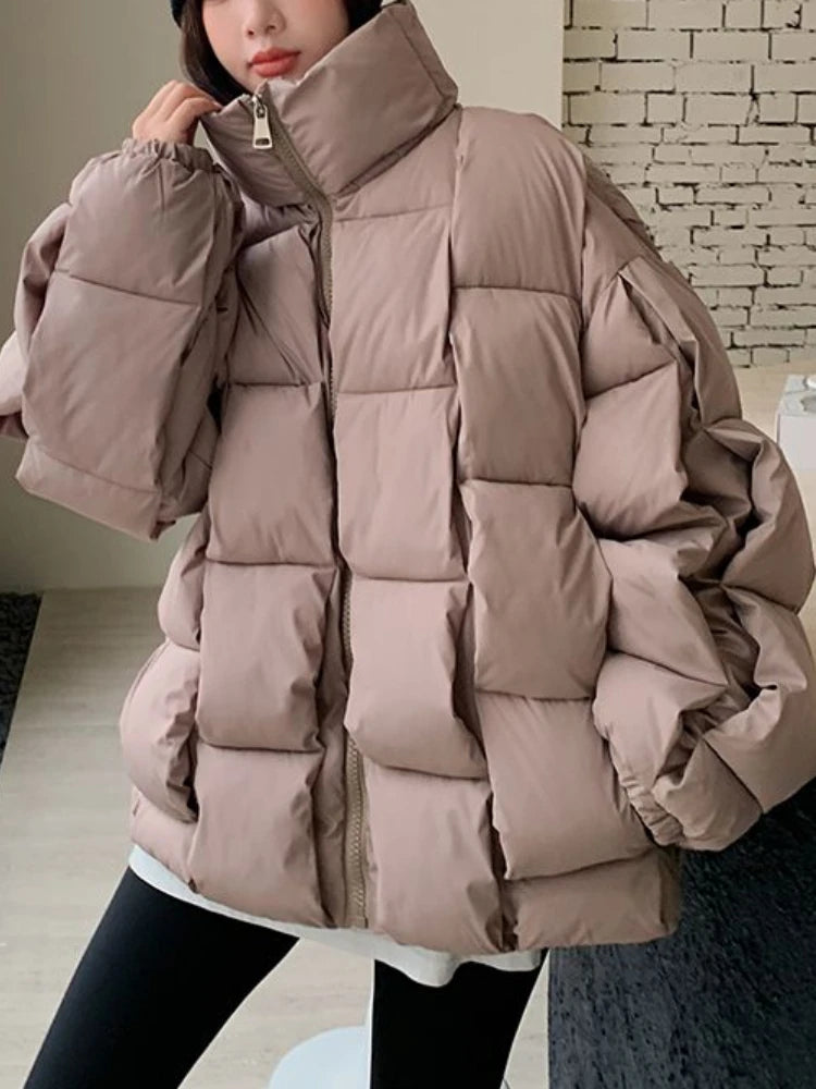 Women's Chic & Cozy: 2023 Three-Dimensional Plaid Down Jacket-Stylish Warmth for Winter.