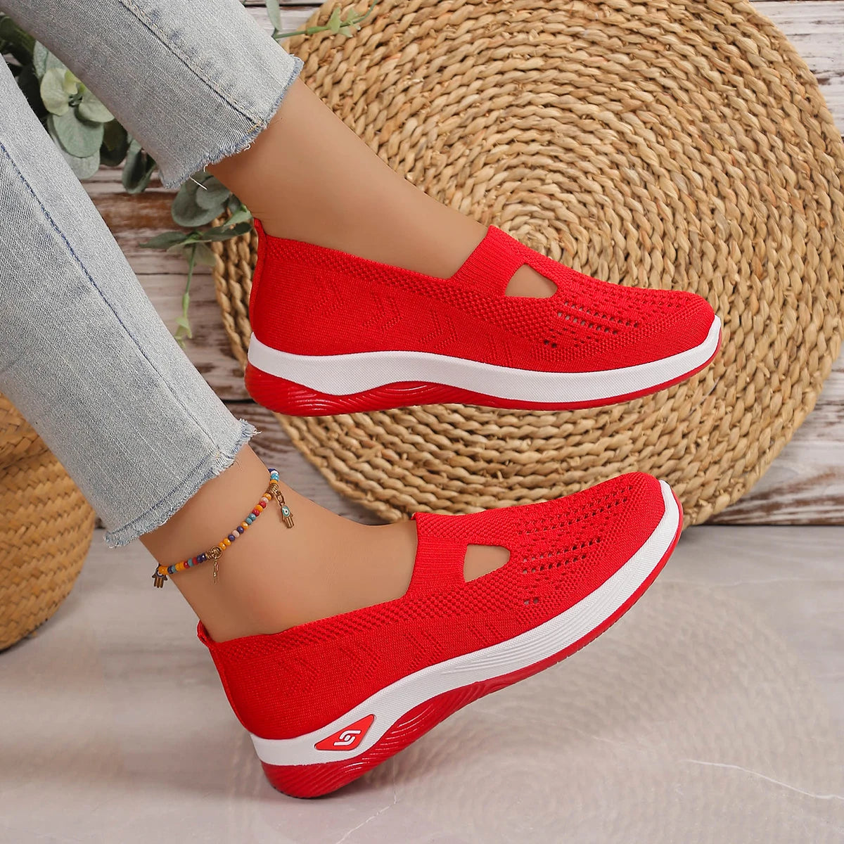 Women's Lightweight Knit Walking Sneakers - Breathable Low-Top Athletic Shoes