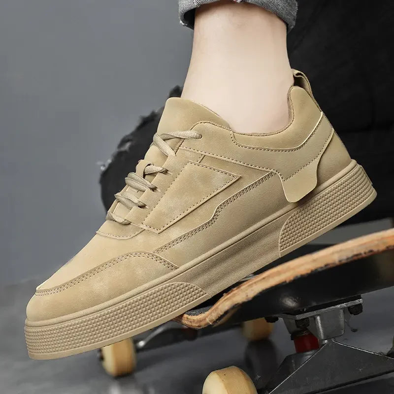NIDENGBAO Men's Premium Leather Casual Sneakers – Breathable Lace-Up Walking Shoes | Round Toe | Grey & Beige | Spring/Autumn