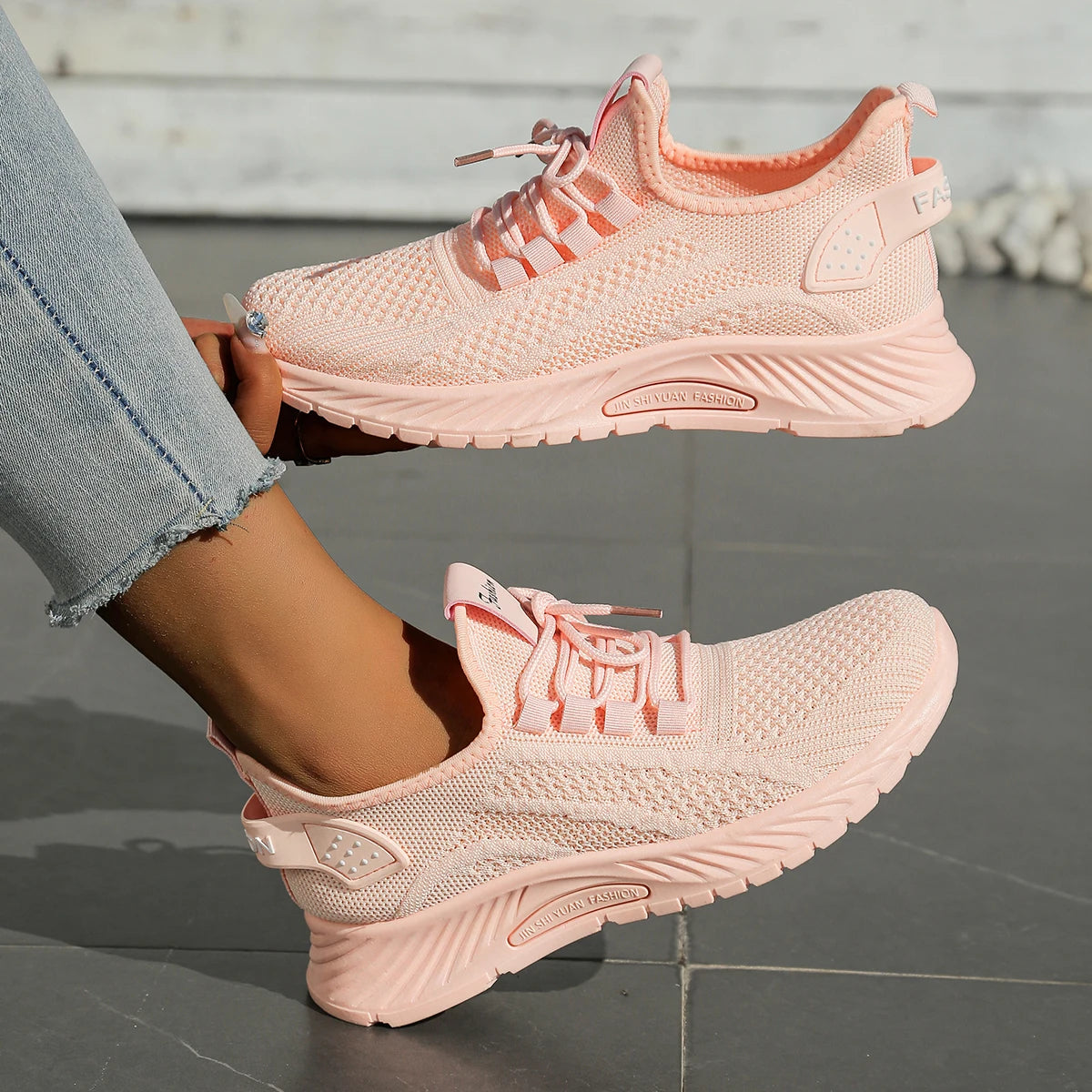 Women's Chunky Platform Sneakers - Lightweight Knit Athletic Shoes with Air Cushion Sole