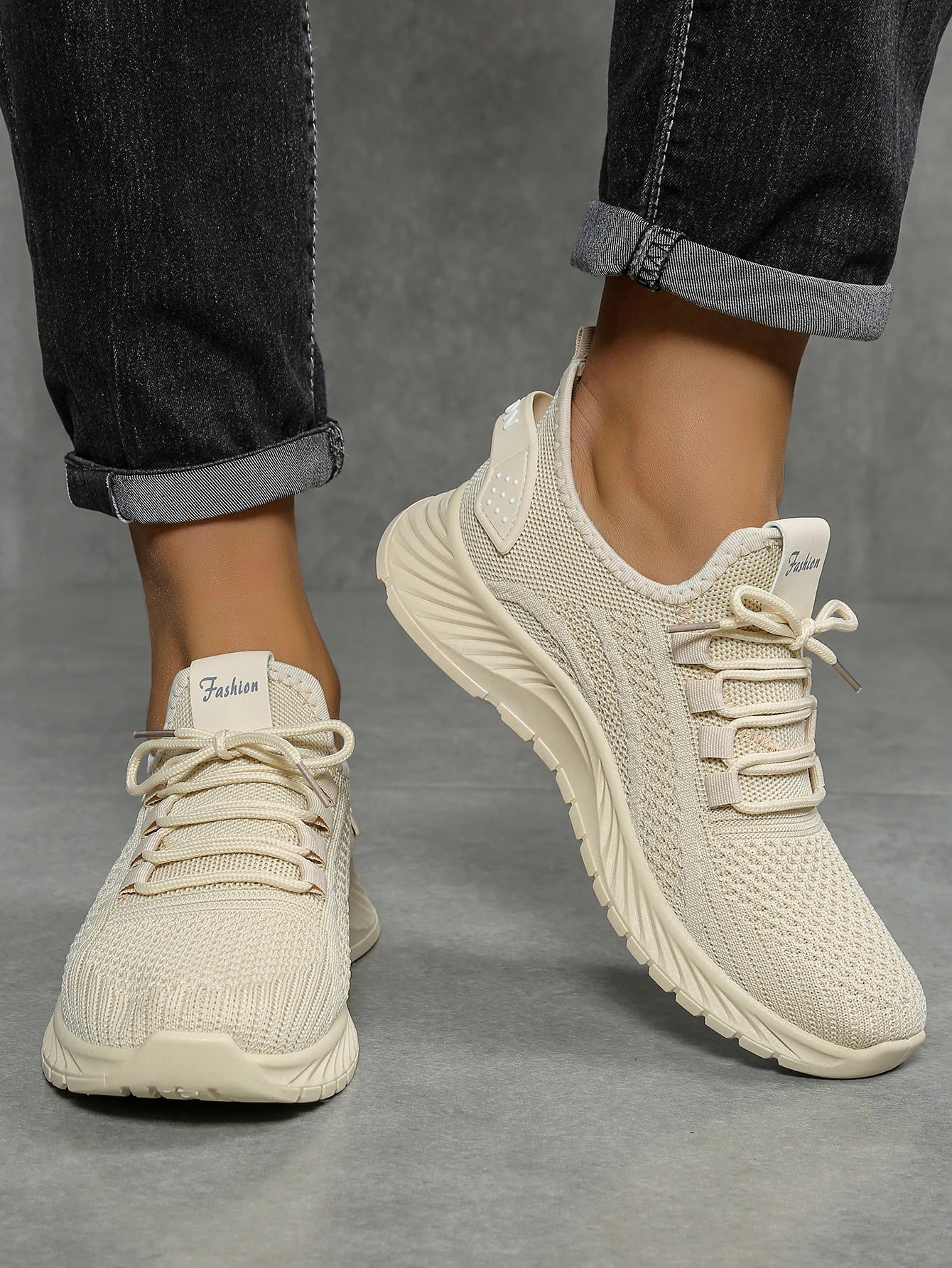 Women's Chunky Platform Sneakers - Lightweight Knit Athletic Shoes with Air Cushion Sole