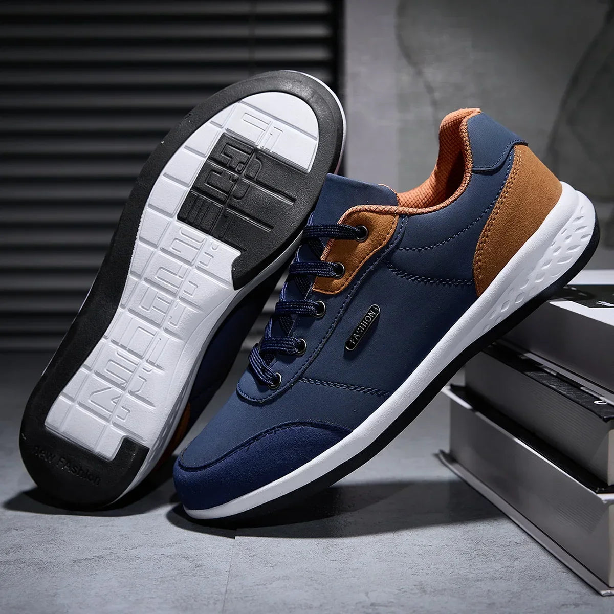 Men's Two-Tone Leather Casual Sneakers — Lightweight Lace-Up Stitching Walking Shoes | EVA Sole Non-Slip Street Style Trainers for Spring & Autumn