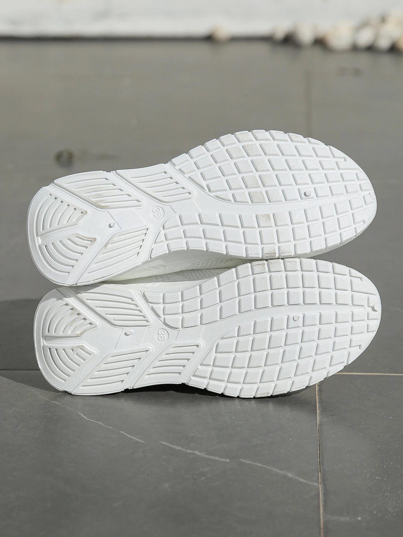 Women's Chunky Platform Sneakers - Lightweight Knit Athletic Shoes with Air Cushion Sole