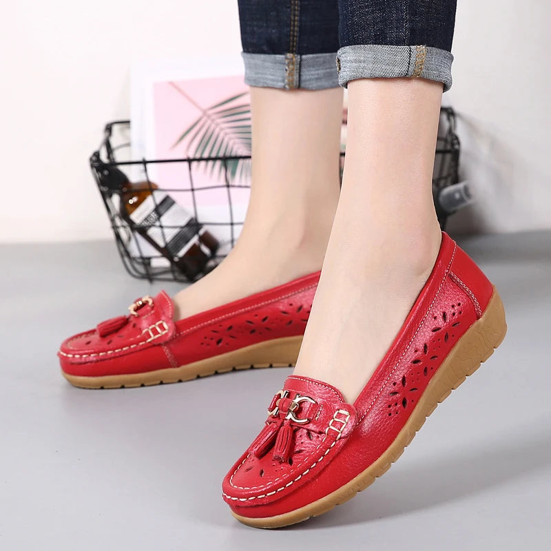 Women's Genuine Leather Loafers Flat Comfort Slip-On Moccasins with Arch Support Wide Sizes EU 41-43 (US 10-12)